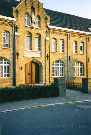 Scannen0006.jpg - Klooster Merkem 1987, voorgevel.