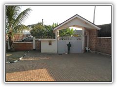 004 Kampala 2013